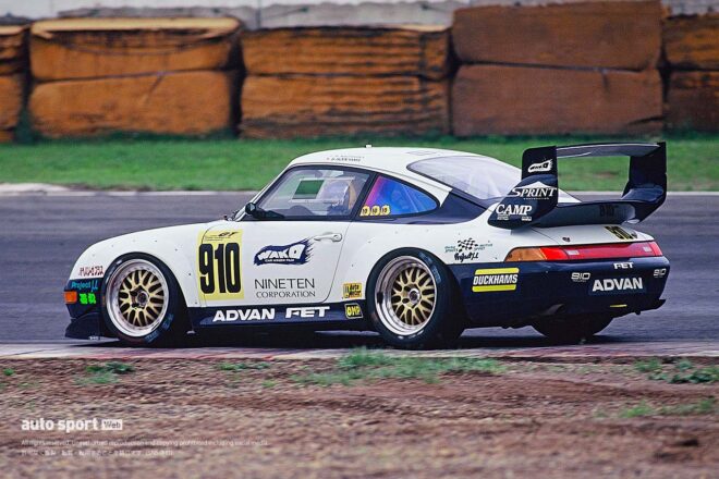 『ナインテンポルシェ（JGTC）』王者タイサンに肉薄したもう一台の911 RSR【忘れがたき銘車たち】