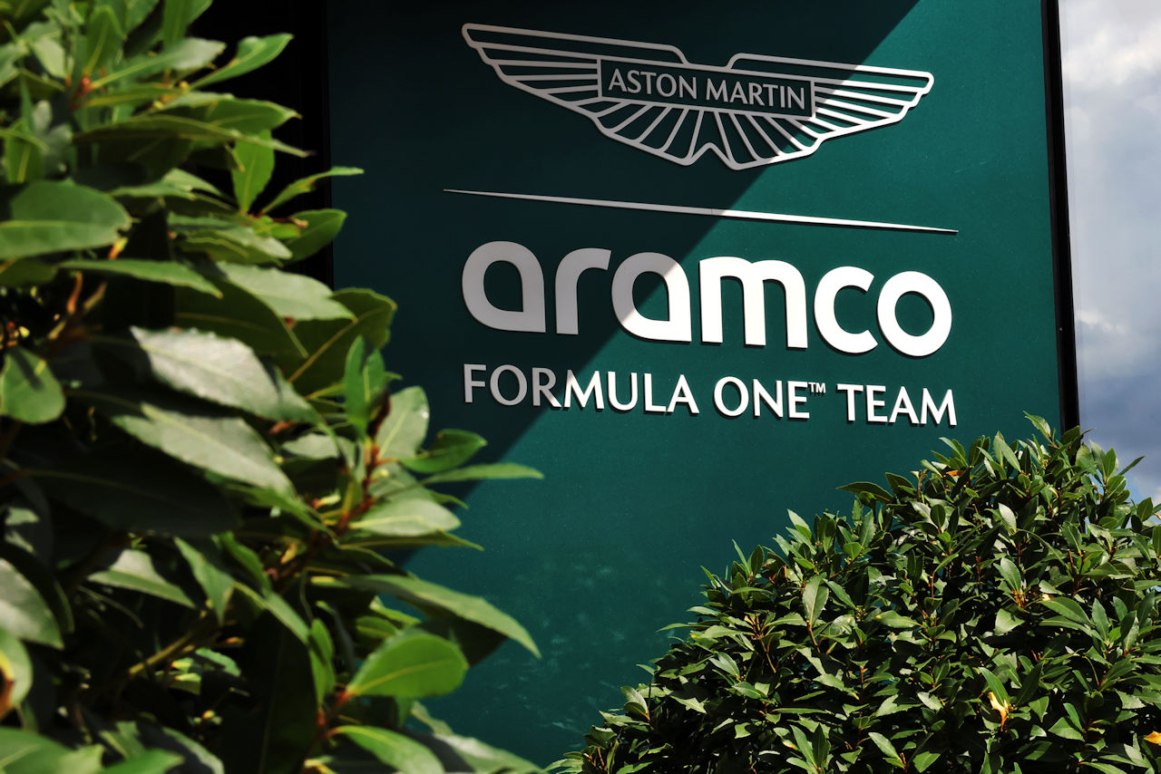 アストンマーティン・アラムコF1チームのロゴ