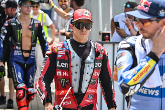 体力マネジメントが勝負を分つ灼熱のMotoGP。ライダーをサポートするレース前後の冷却アイテム