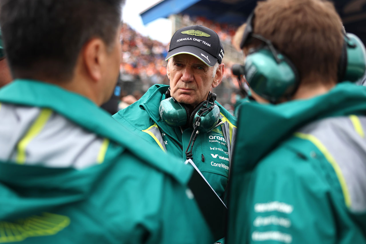マネージングテクニカルパートナー兼チーム代表のエイドリアン・ニューウェイ（アストンマーティンF1チーム）