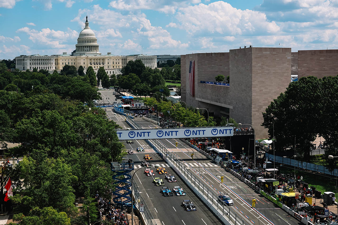 アメリカ建国250周年記念レースがワシントンD.C.で開催。トランプ大統領が見守るなかカークウッドが圧勝／インディカー第15戦