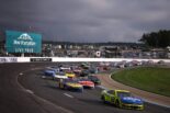 悪天候中断やウエットタイヤ投入の波乱も経て、ライアン・ブレイニーが今季3勝目／NASCAR第25戦