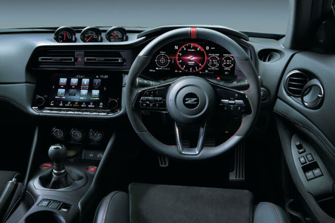 ニッサン、RZ34フェアレディZに性能向上とヘリテージ深化のマイナーチェンジ。NISMOには専用6MTが追加