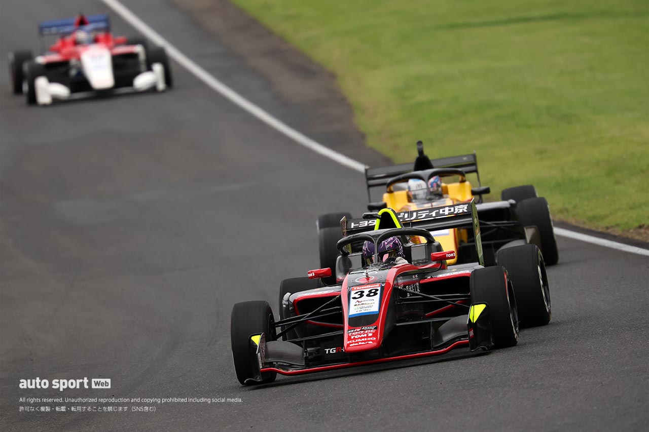 スーパーフォーミュラ・ライツ第13戦SUGOは鈴木斗輝哉がポール・トゥ・ウインで初優勝を飾る