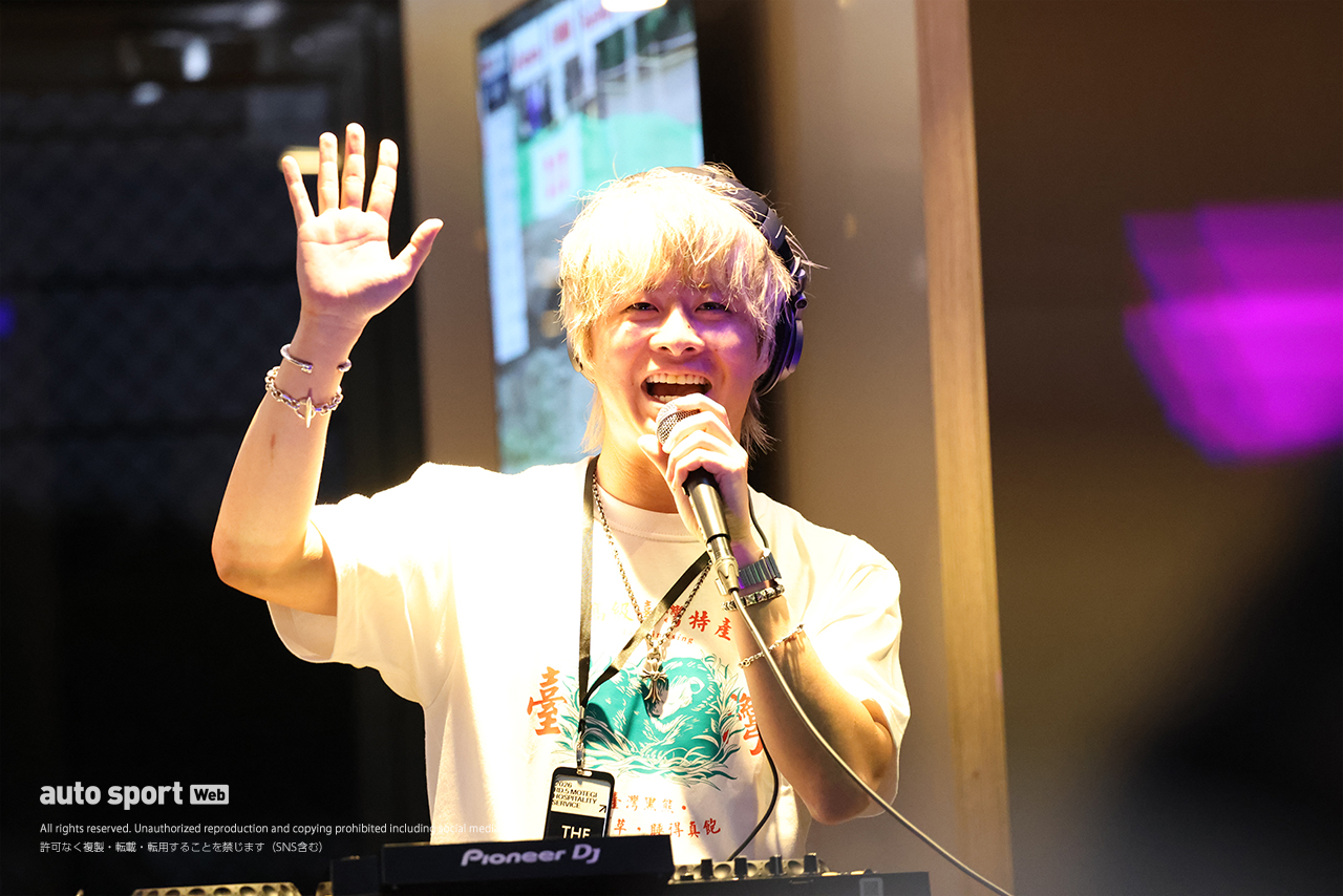 DJとして登場した大湯都史樹／2026全日本ロード第5戦もてぎ