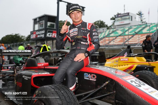 全日本スーパーフォーミュラ・ライツ選手権第14戦は雨中のレースを制し鈴木斗輝哉が連勝を飾る