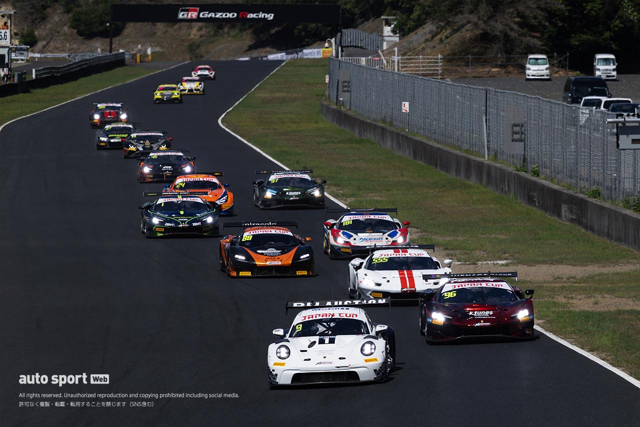 SROジャパンカップ第3ラウンド岡山のレース2は緊迫のバトルを制しK-tunes Racingの96号車が嬉しい地元優勝を飾る