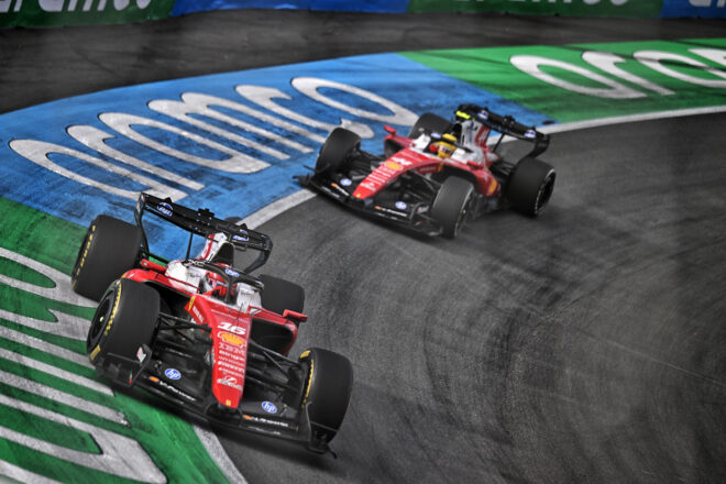 シャルル・ルクレールとルイス・ハミルトン（フェラーリ）