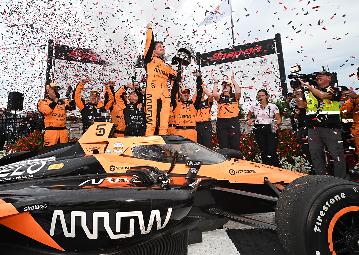 アレックス・パロウが4連覇達成、5度目のチャンピオン獲得。レースはオワードがダブルヘッダーを完全制覇／インディカー第16戦、第17戦