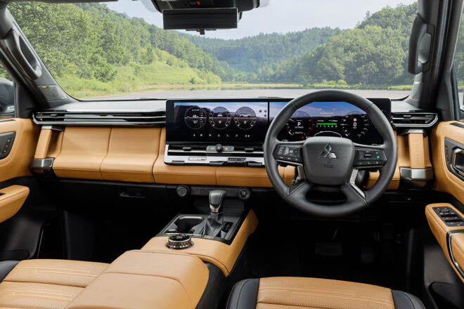 ミツビシ、新型『パジェロ』を世界初公開。新世代フラッグシップとして走り、快適性、上質さを全方位で大幅進化