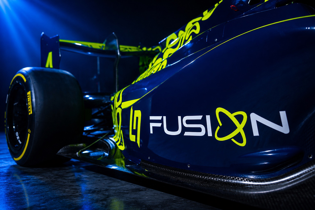 ランド・ノリスが設立した『LN4フュージョン』のカラーリングを纏うFIA F3車両