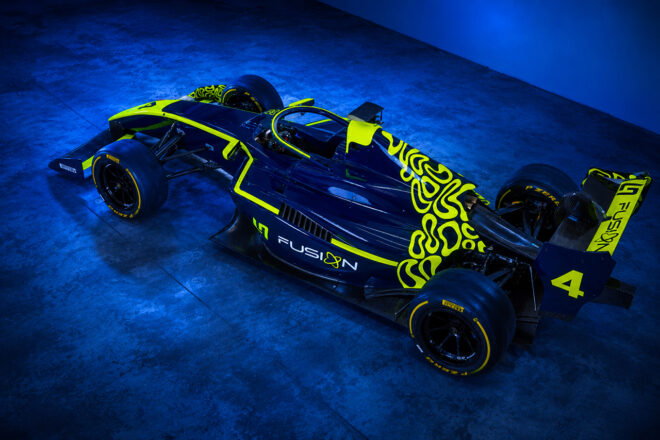 ランド・ノリスが設立した『LN4フュージョン』のカラーリングを纏うFIA F3車両