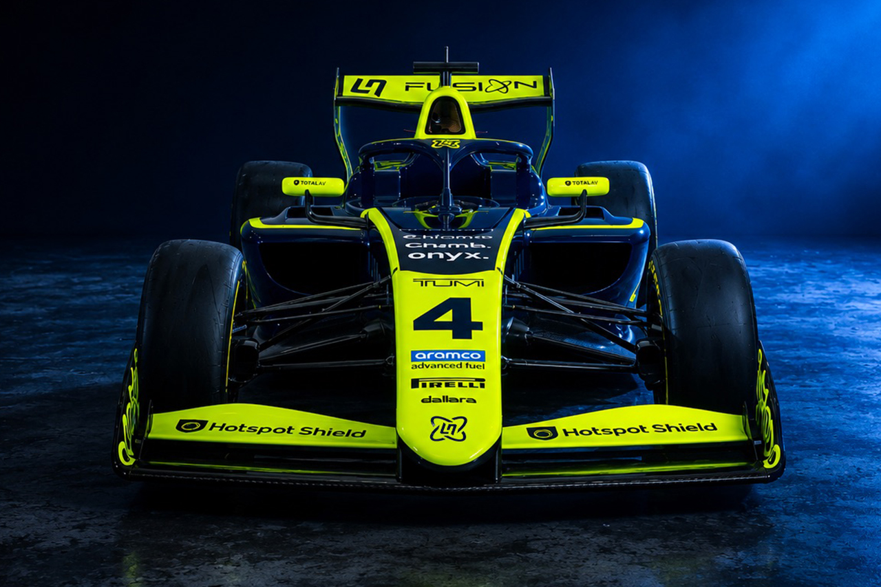 ランド・ノリスが設立した『LN4フュージョン』のカラーリングを纏うFIA F3車両