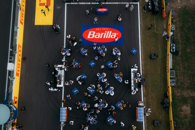 2026年F1第13戦イタリアGP木曜日に開催されたF1とバリラ主催の『ラ・タヴォラータ』