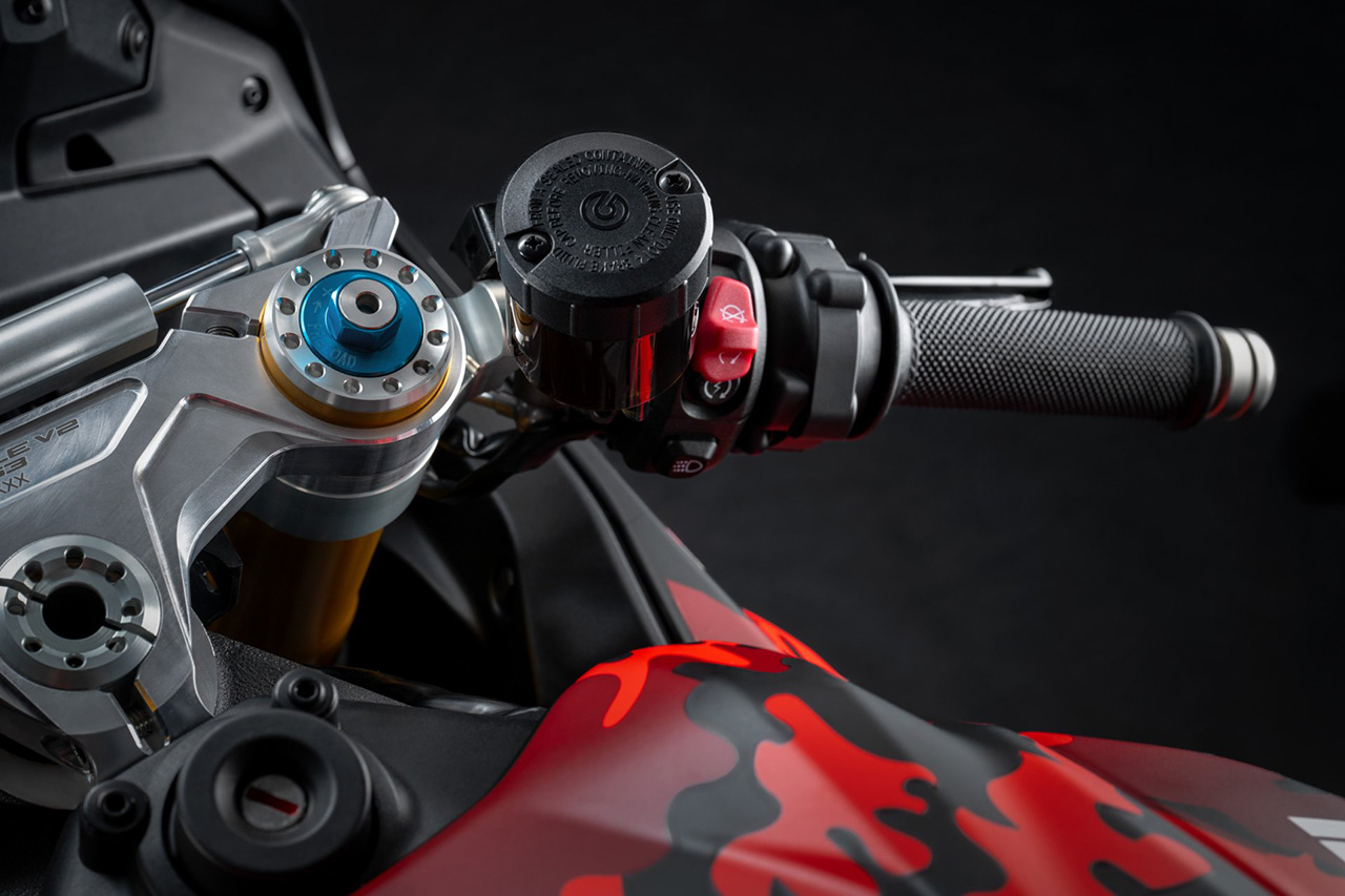 『Panigale V2』特別仕様車 スポーツハンドグリップ