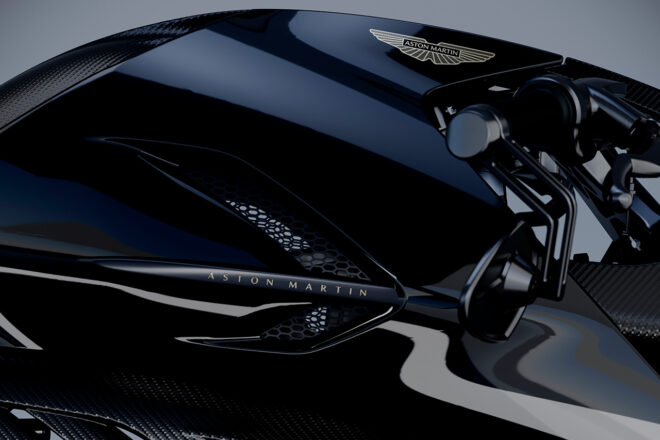 アストンマーティン×ブラフシューペリア『AMB 002 Roadster』