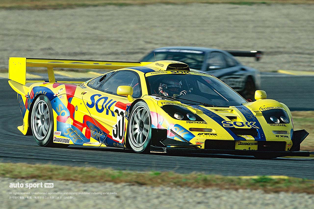 『綜警 McLarenGTR（JGTC）』国産勢に一矢報いた“黒船”のラストウイン【忘れがたき銘車たち】