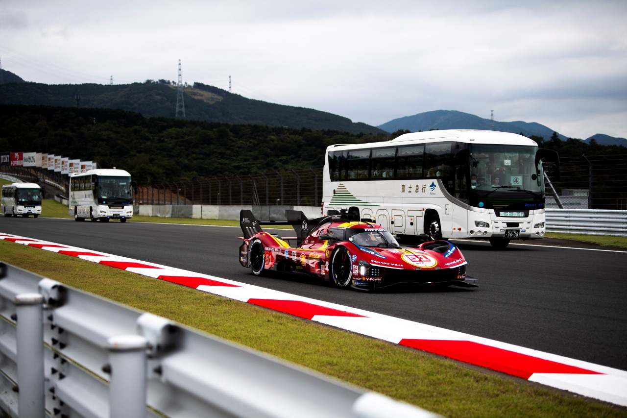 ル・マンの興奮を富士で体感。元F1王者ジャッキー・スチュワート登場にMIYAVI生演奏、フランス村も揃うイベント満載の3日間を楽しもう