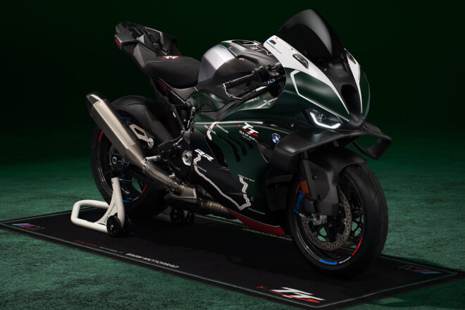 BMW『M 1000 RR Limited Edition Isle of Man TT』900万円（税込）