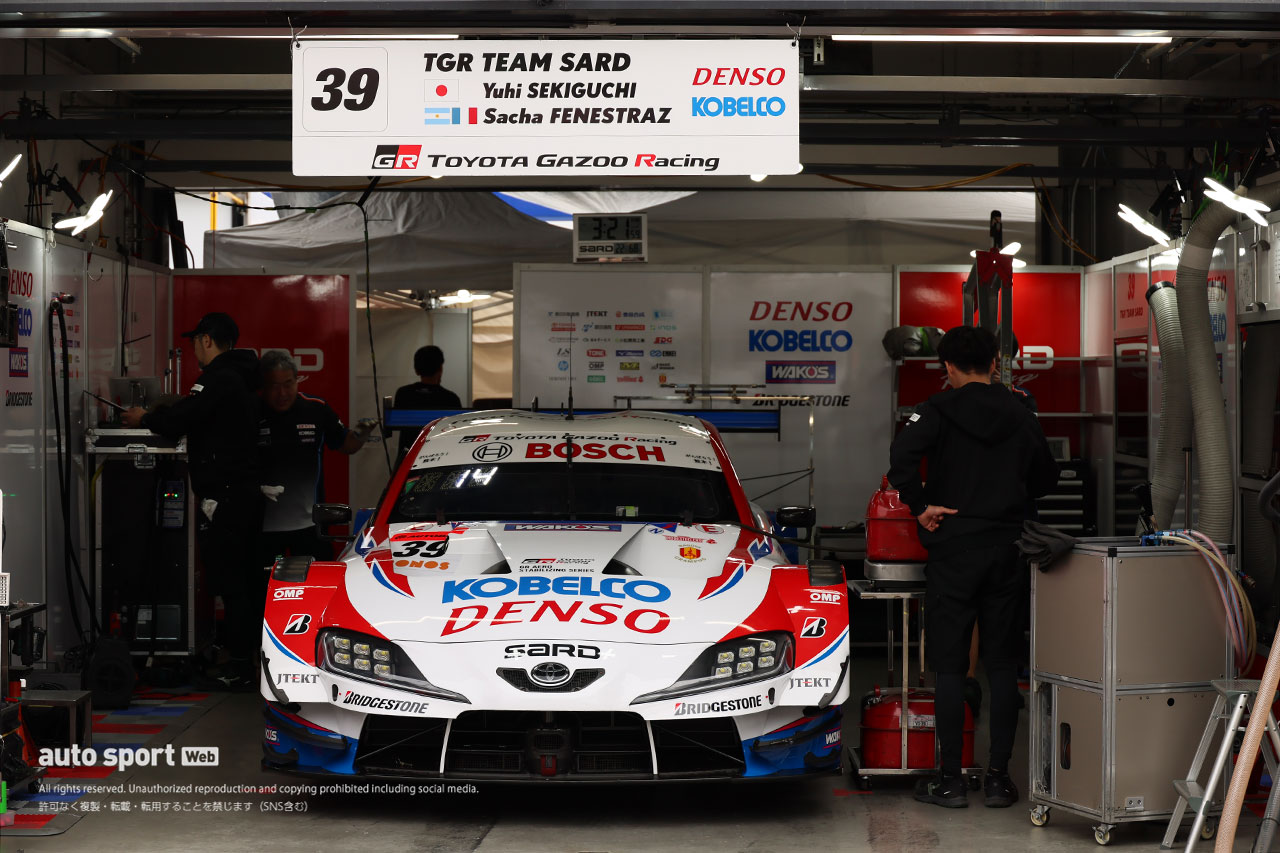 39号車DENSO KOBELCO SARD GR Supra