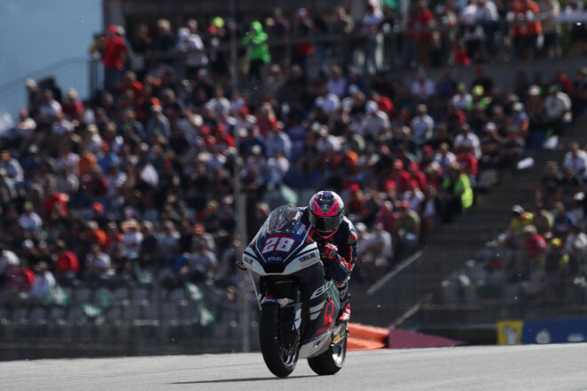 グエバラが序盤のリードを死守して今季2勝目【順位結果】2026Moto2第15戦オーストリアGP 決勝