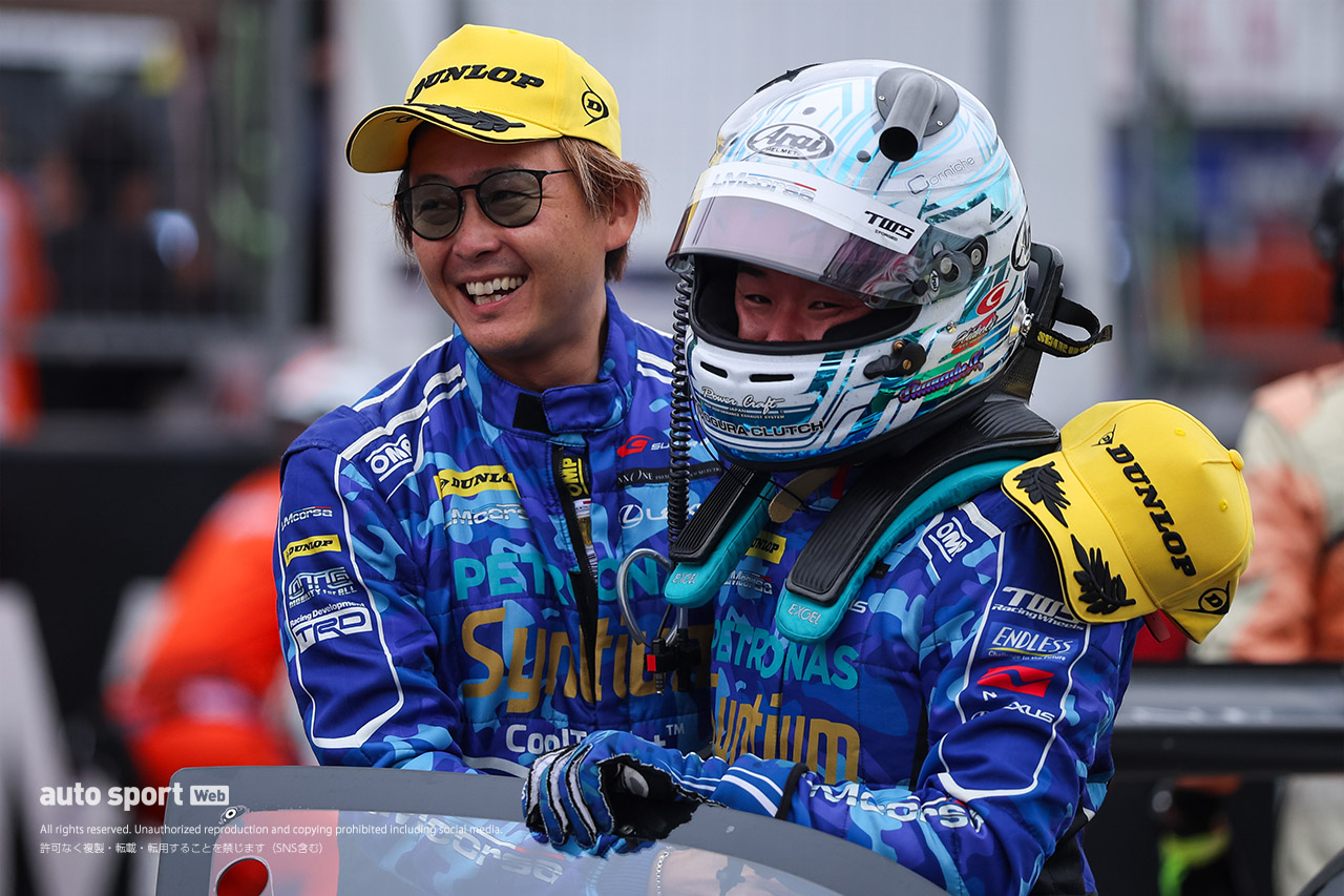 吉本大樹と河野駿佑（Syntium LMcorsa LC500 GT）