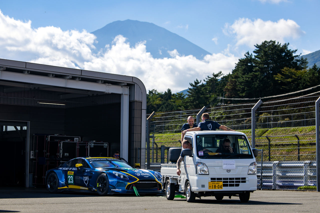 思い出いっぱいの富士にカムバック／空港で自身の欠場を知る／借りたBMWで事前テストetc.【WEC第6戦木曜Topics】