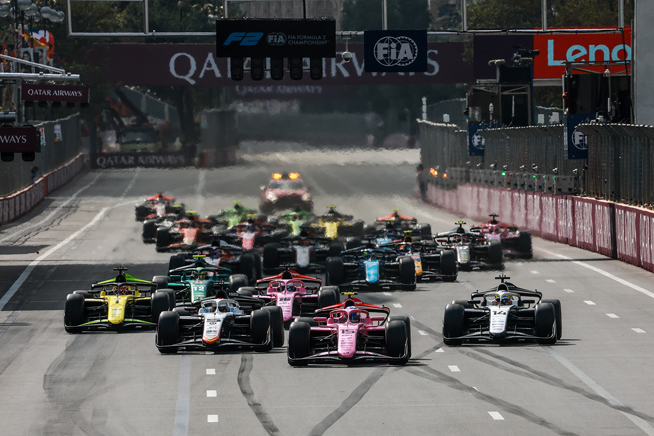 2026年FIA F2第12戦バクー フィーチャーレース1のスタート