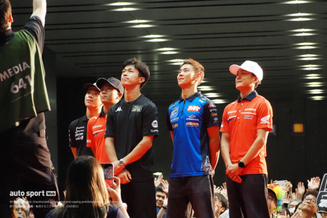 日本GPを前に11名の選手が秋葉原に降臨！雨でも会場は大盛況／MotoGP Fan Fest Tokyo