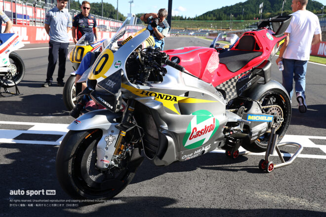 1966年世界GPで最高峰500ccクラスに参戦したRC181のカラーを施したホンダRC213V／2026MotoGP第16戦日本GP
