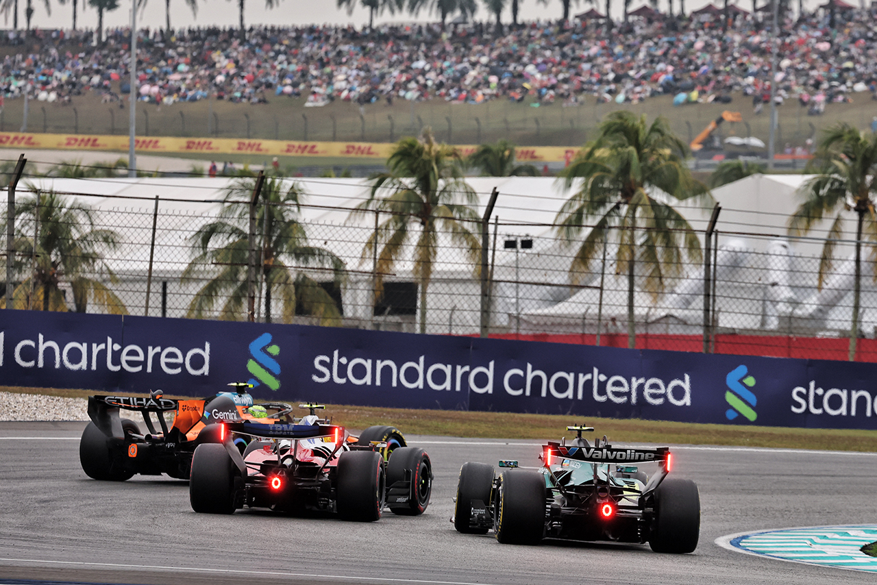 2026年F1第16戦バーレーンGP（マレーシア開催）　スタートで出遅れたドライタイヤ勢