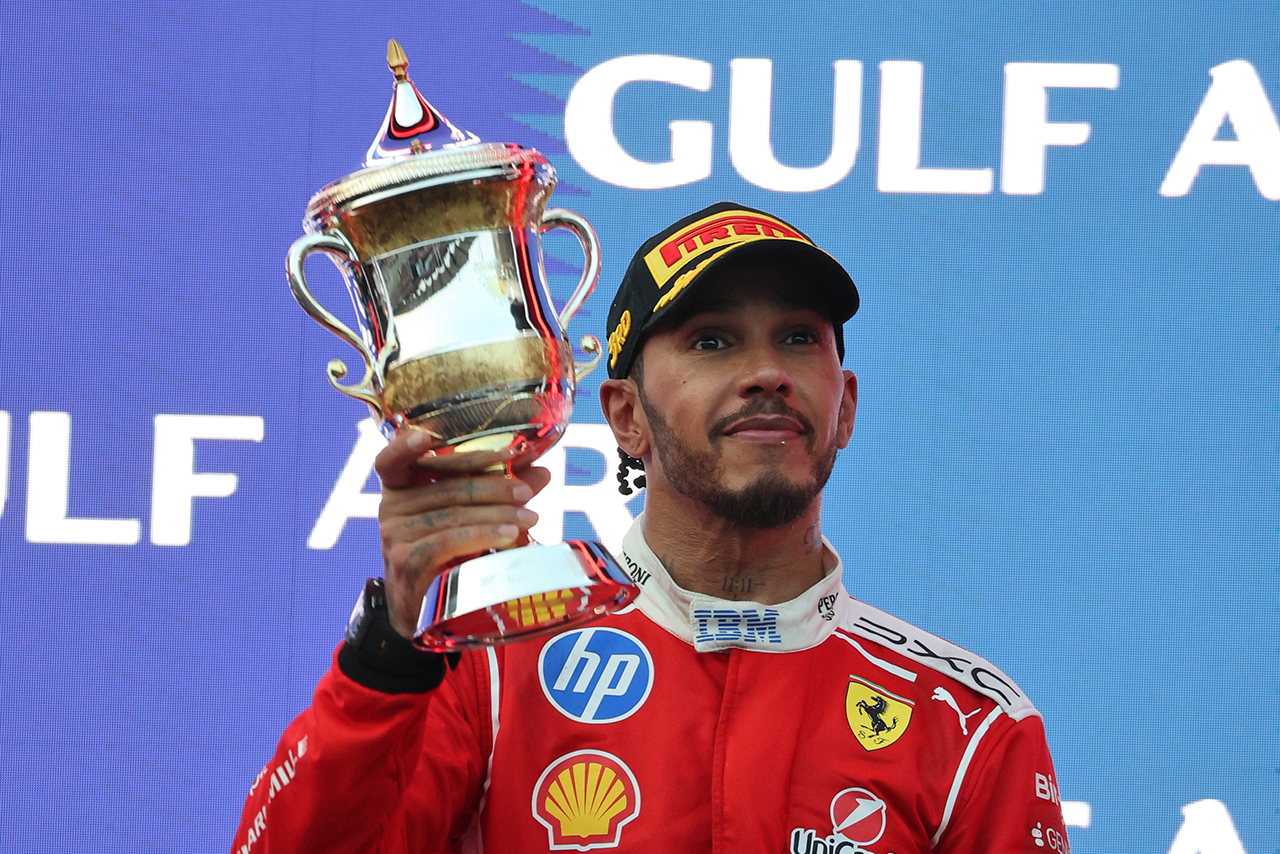 3位で表彰台に登壇したルイス・ハミルトン（フェラーリ）