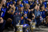 マックス・フェルスタッペン（レッドブル）の今季初優勝とレッドブル・フォード・パワートレインズ初優勝を祝うチーム