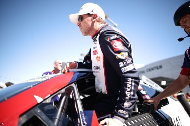 悔しい敗戦からわずか1週間。チェイス・ブリスコが選手権首位圧倒の今季2勝目／NASCAR第31戦