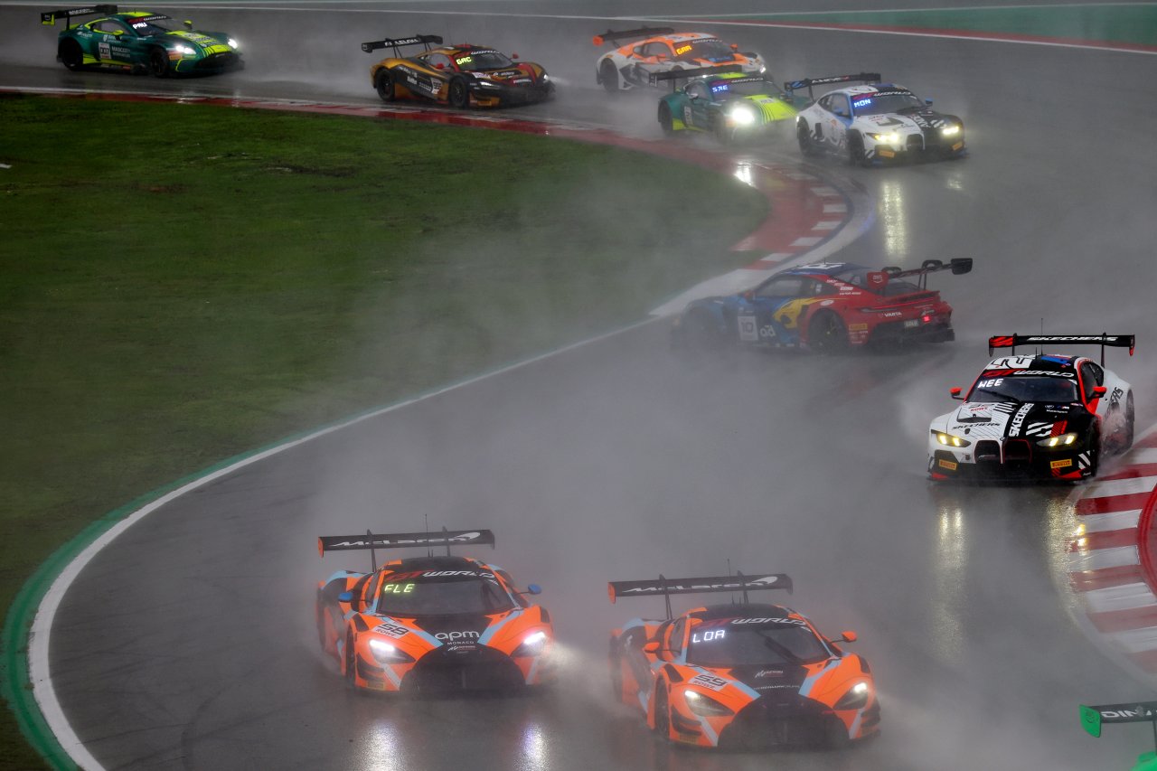 波乱のスプリント・カップ最終戦でライオンスピード・ポルシェがタイトル獲得／GTWCヨーロッパ第9戦