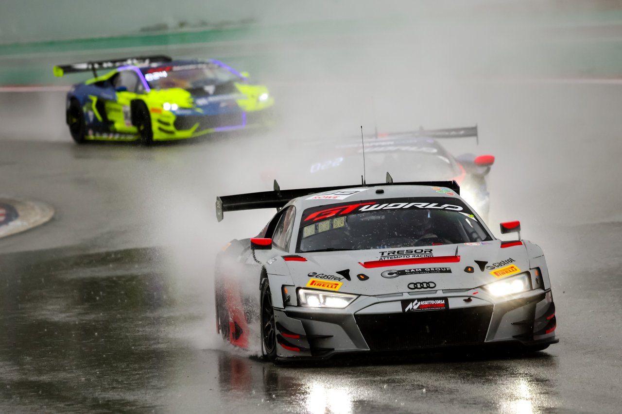 波乱のスプリント・カップ最終戦でライオンスピード・ポルシェがタイトル獲得／GTWCヨーロッパ第9戦