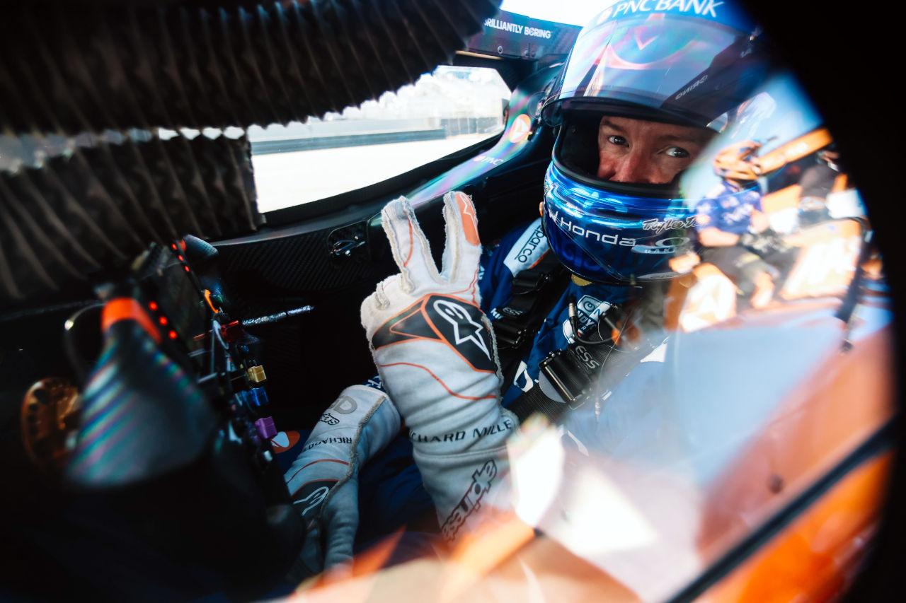 デイトナ連続出場に途絶の危機？ ディクソンが語るマクラーレンでの参戦構想と耐久レース愛