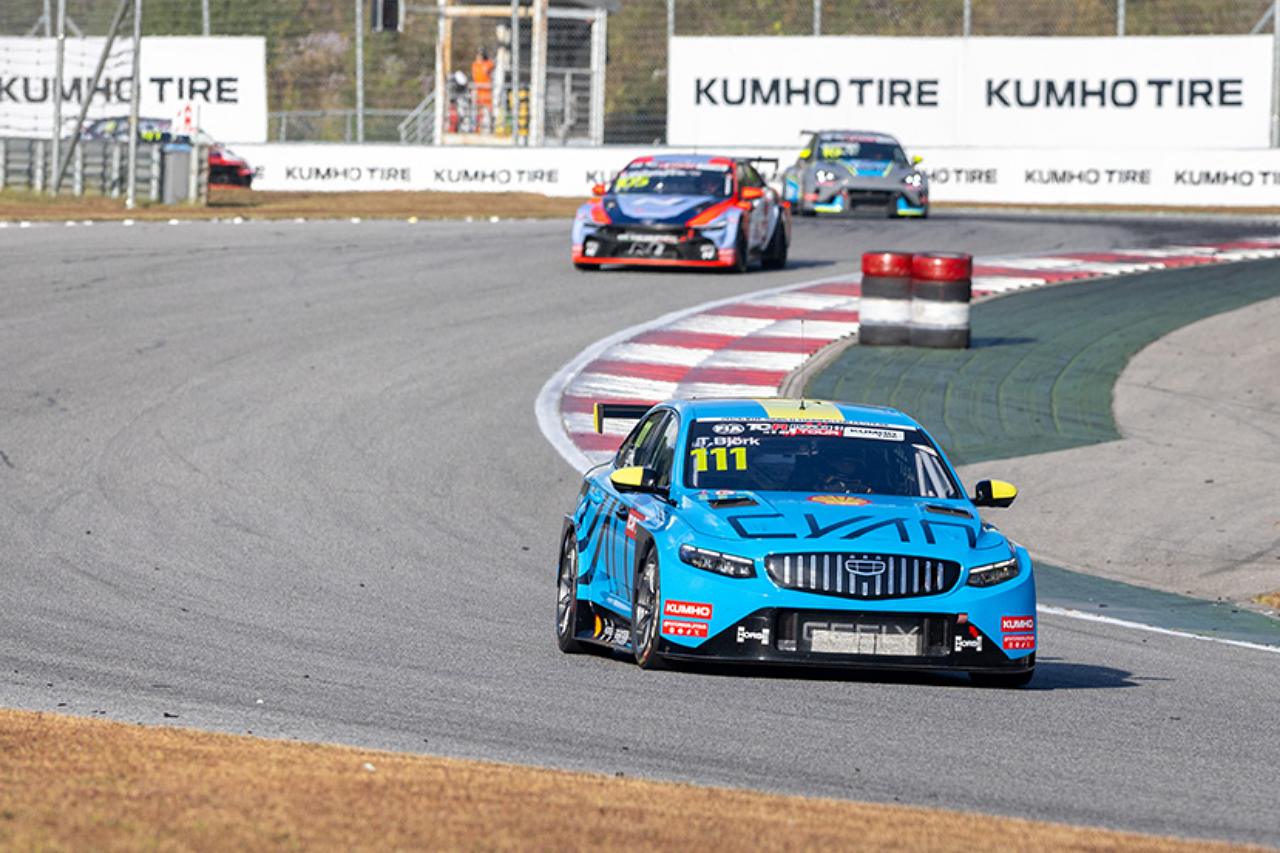 貫禄のアズコナがヒョンデのホームで2勝。伏兵アンダーソンも初優勝／TCRワールドツアー第5戦