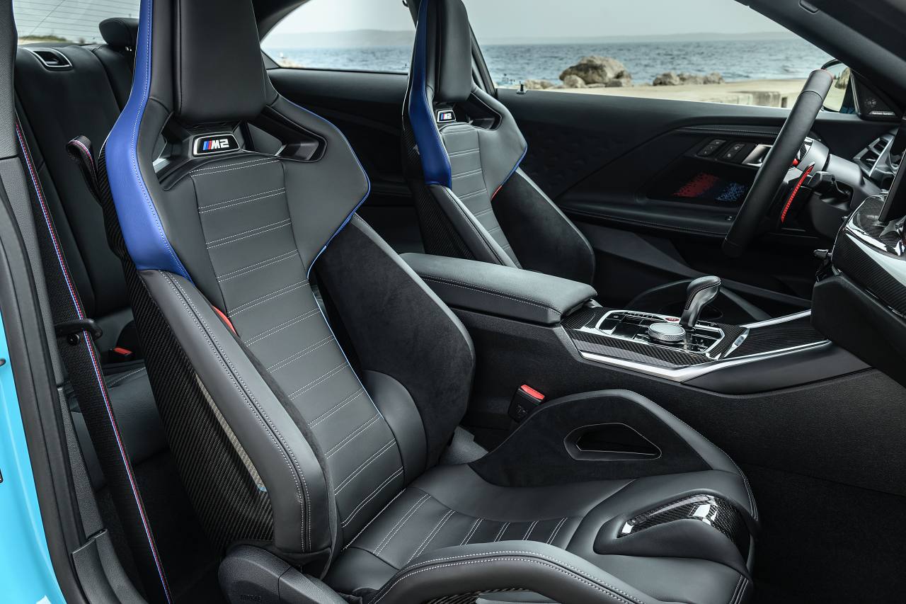 BMW最小のMモデル『M2』に4輪駆動版を追加。最小SAV『X1』には特別仕様車“Luxury Edition”も設定