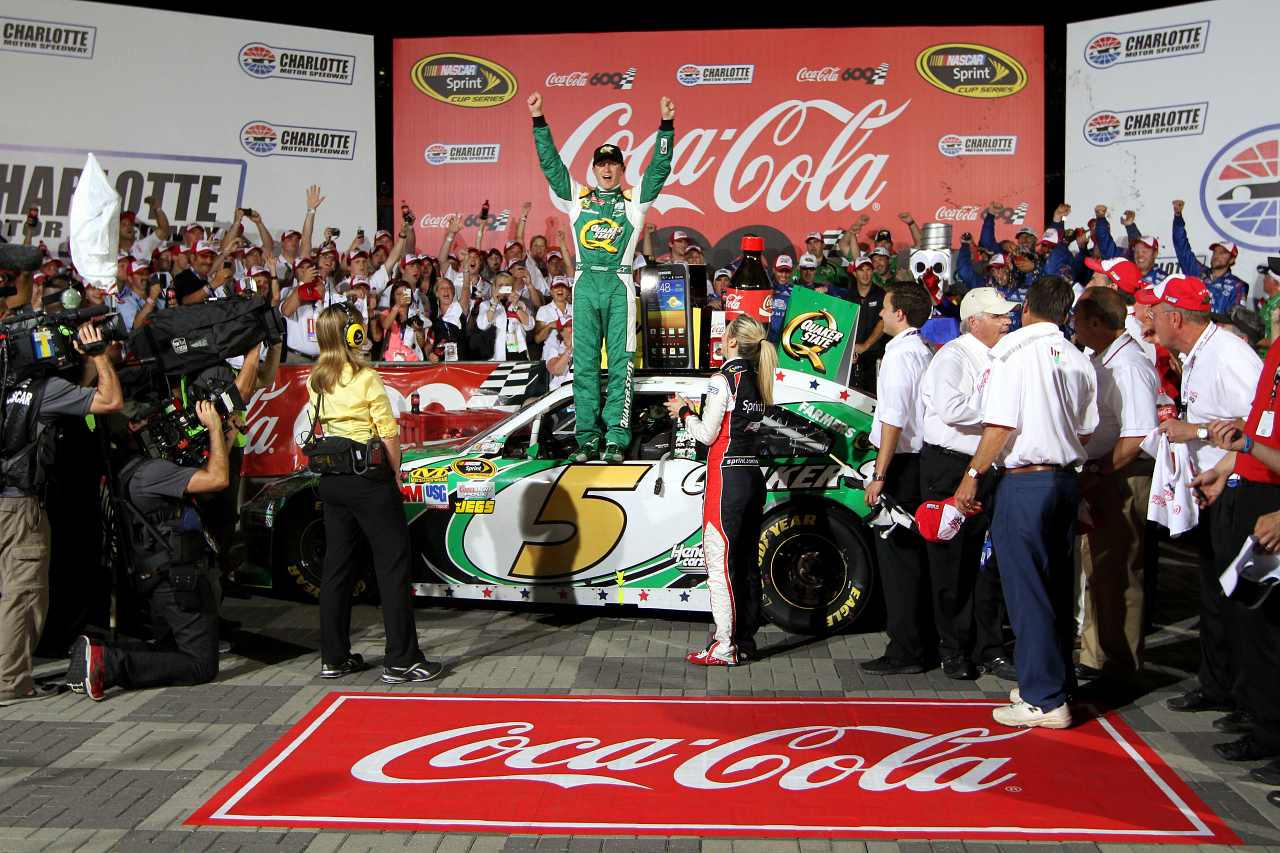 「NASCAR史上偉大なドライバー75名」のひとり、ケイシー・ケインが2027年にトラックでフル参戦復帰へ