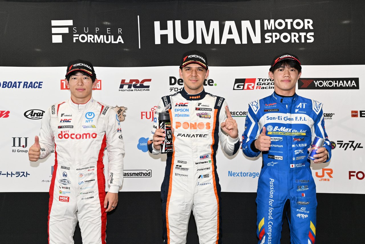 フラガが自身初のポール獲得で決勝へ弾み。2番手太田はフロントロウ獲得に安堵【スーパーフォーミュラ第9戦富士予選会見】