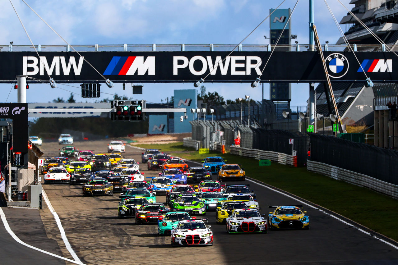 ポルシェが1-2でニュル耐久最終戦を締めくくる。SP9タイトルはシューベルトBMW、日本勢は明暗別れる