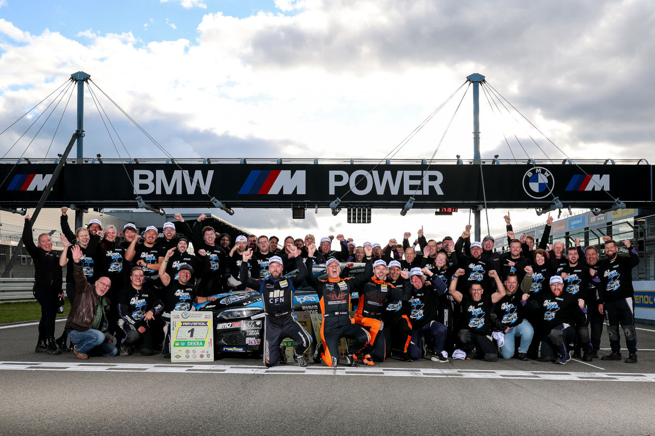 ポルシェが1-2でニュル耐久最終戦を締めくくる。SP9タイトルはシューベルトBMW、日本勢は明暗別れる