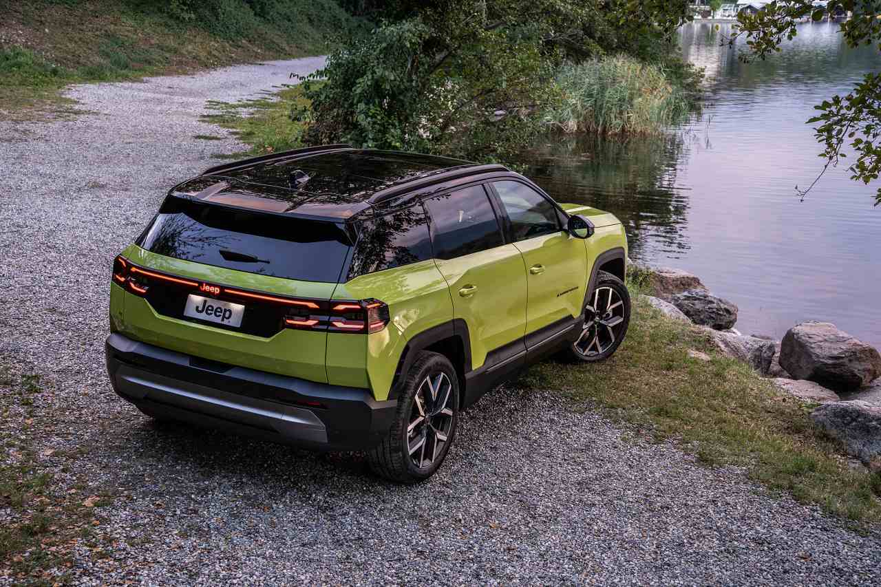 ジープの都市型ミドルサイズSUV、新型『コンパス』上陸。歴代モデルで最も優れた空力性能を実現