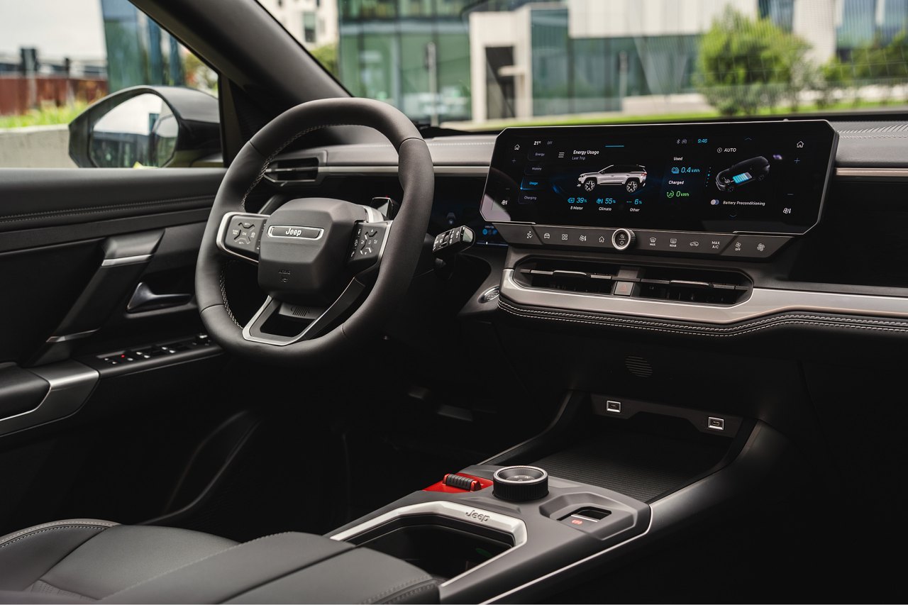 ジープの都市型ミドルサイズSUV、新型『コンパス』上陸。歴代モデルで最も優れた空力性能を実現