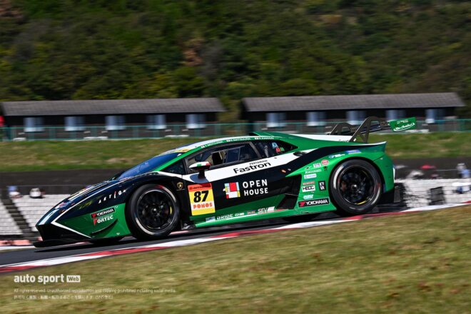 87号車OPEN HOUSE Lamborghini GT3