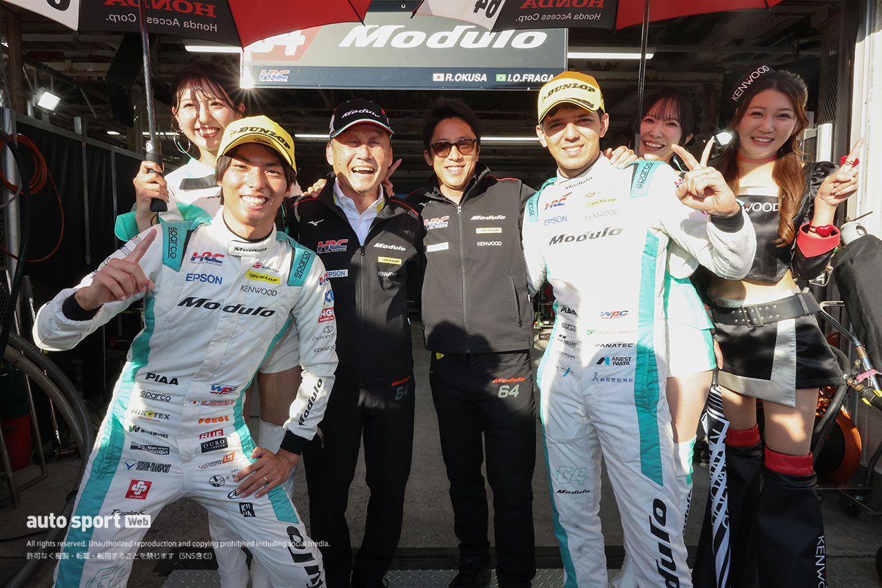 大草りき、中嶋悟総監督、伊沢拓也監督、イゴール・オオムラ・フラガ（Modulo HRC PRELUDE-GT）