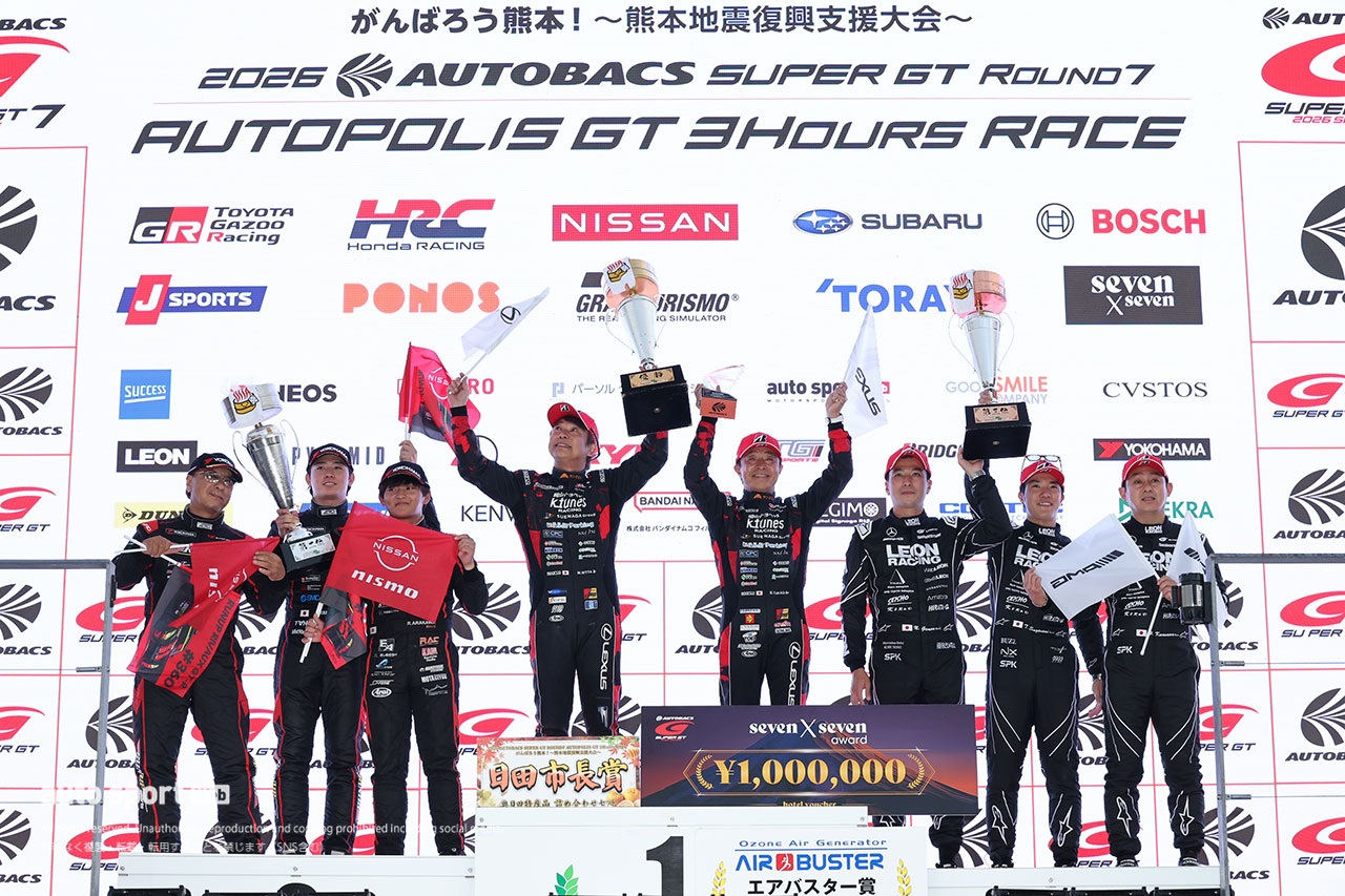 GT300クラスの表彰式　2026スーパーGT第7戦オートポリス