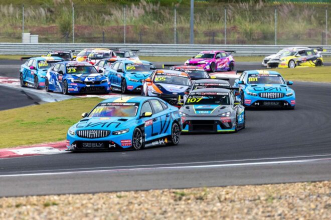 初開催地でジーリー＆プジョーが1-2達成。王座争いは事実上の一騎打ちに／TCRワールドツアー第6戦