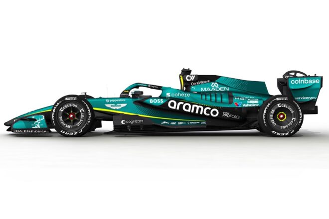 ホンダ製PUを搭載するアストンマーティンF1の2026年型車両『AMR26』にも500戦記念ロゴが掲出される